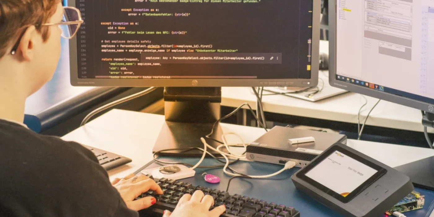 CAW-Web-Arbeitswelten_Applikationsentwicklung